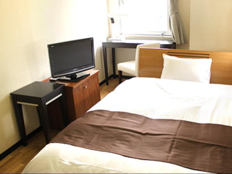 Hotel Livemax Budget Kawasaki Ekimae Екстер'єр фото
