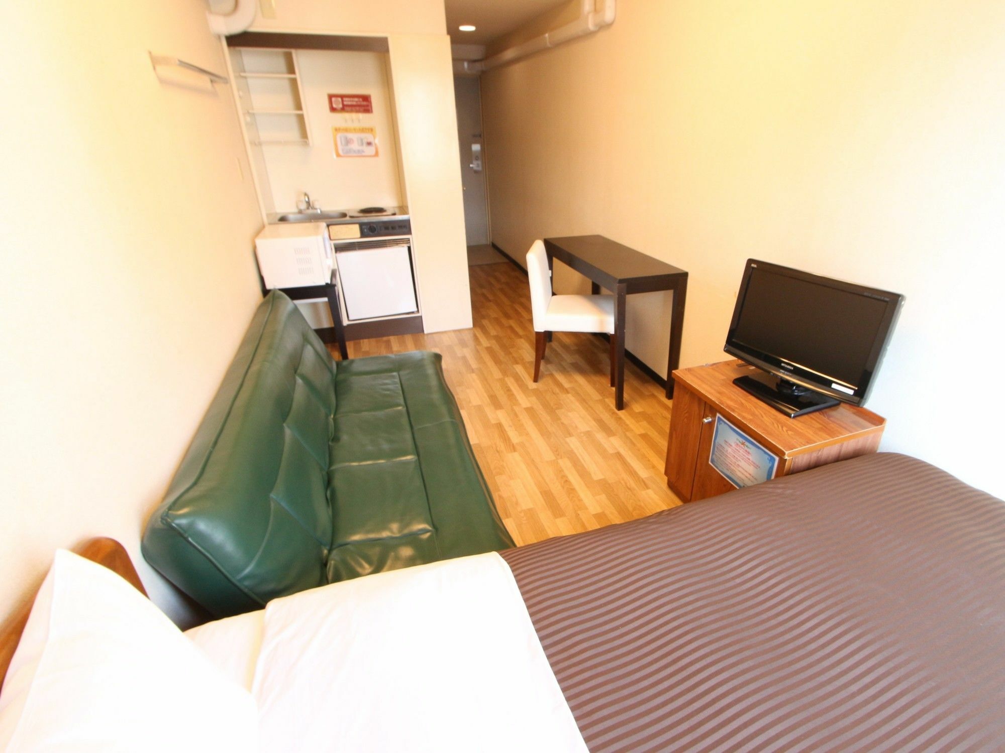 Hotel Livemax Budget Kawasaki Ekimae Екстер'єр фото